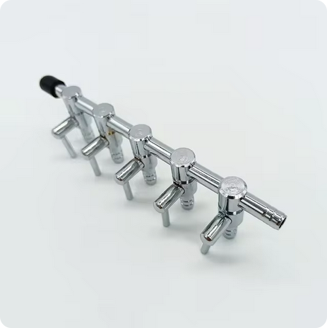 5-way metal gang valve, chrome plated. 